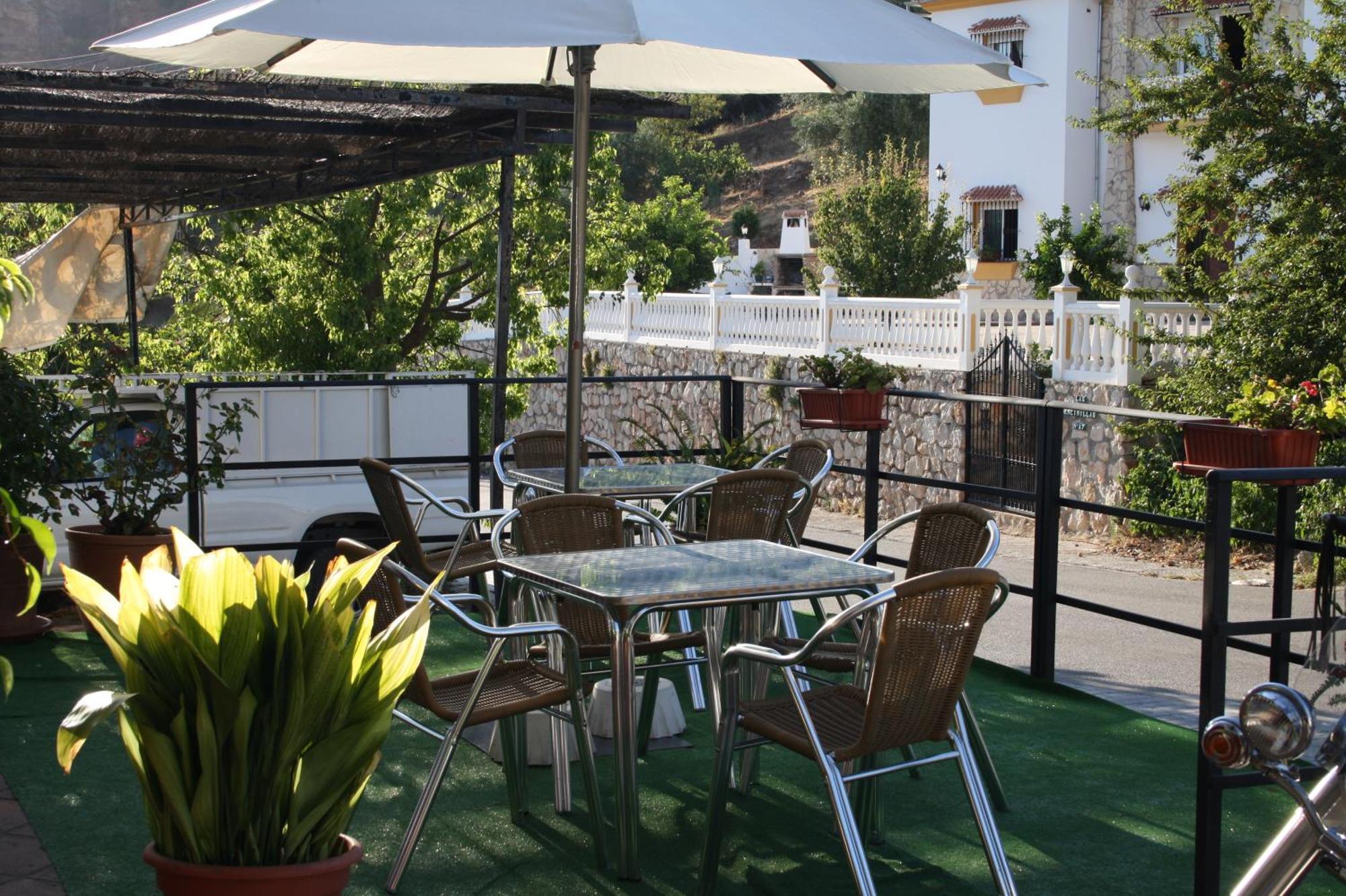 Hotel Restaurante Atalaya Comares Exterior foto
