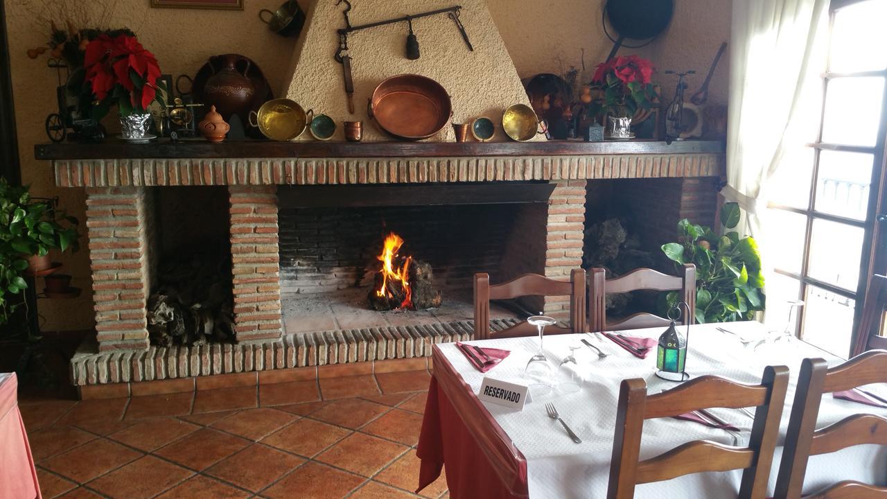 Hotel Restaurante Atalaya Comares Exterior foto
